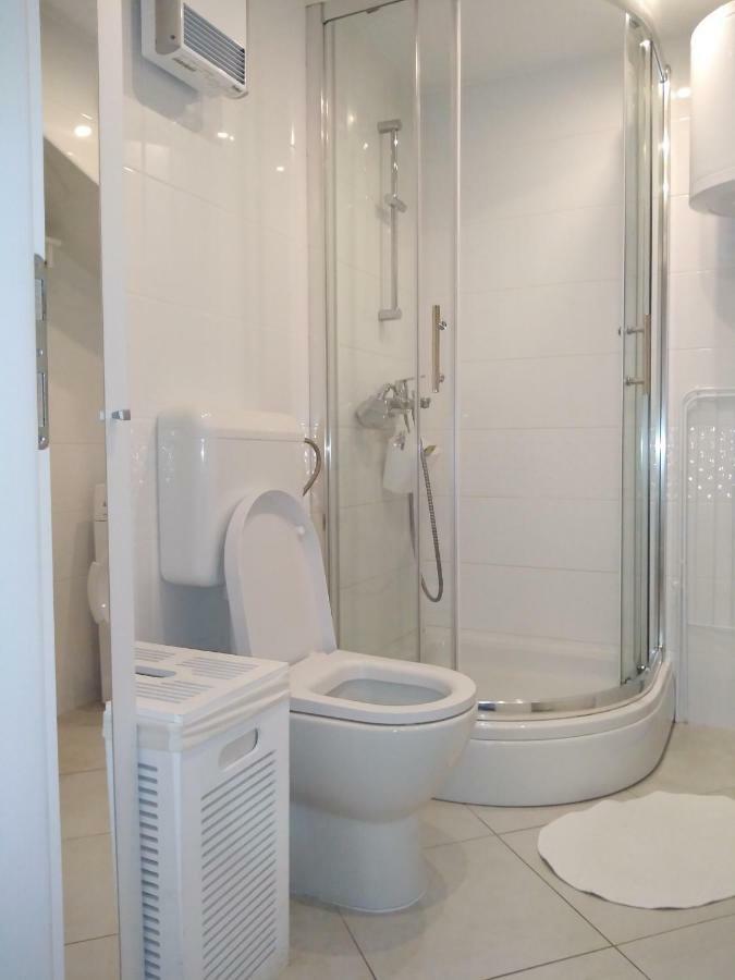 מאלי לוסיניי Apartment Emma מראה חיצוני תמונה