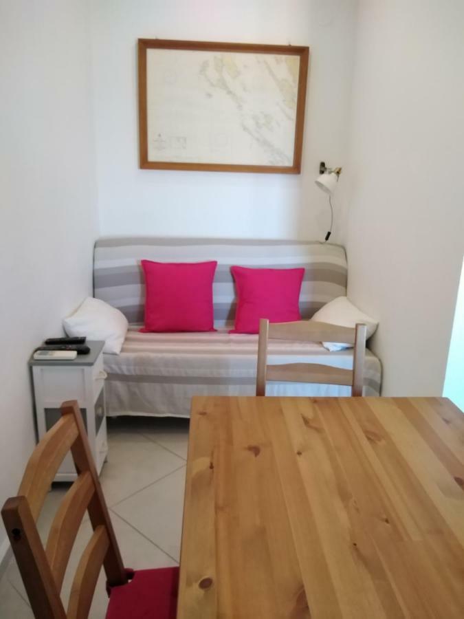 מאלי לוסיניי Apartment Emma מראה חיצוני תמונה
